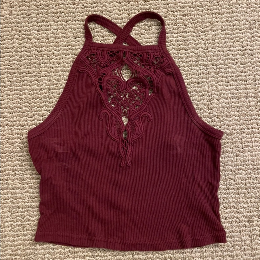 Kendall & Kylie - S - Crimson Crop Top